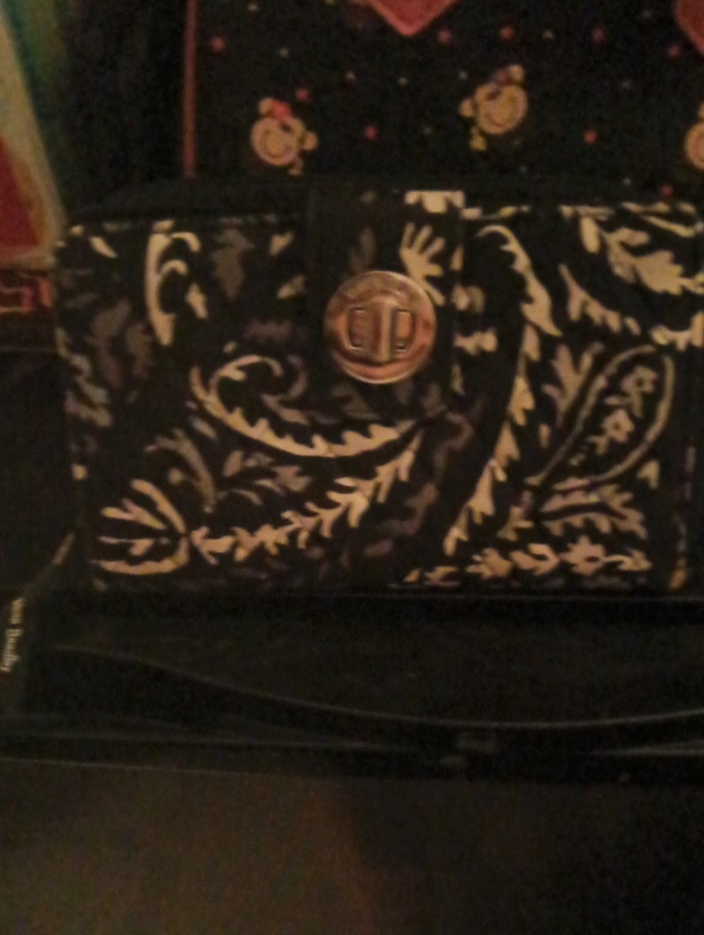 Black and White Paisley Women's Wallet - Stylish Everyday Accessory